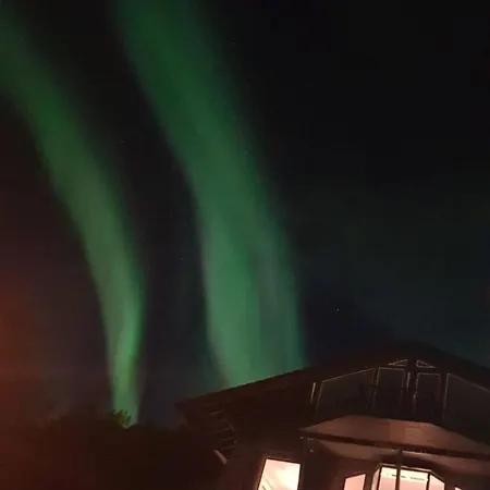 Large And Lovely In Sentrum With Sauna, Hot Tub And Car * Harstad