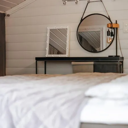 Large And Lovely In Sentrum With Sauna, Hot Tub And Car Villa *